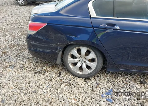 2010 Honda Accord 2.4 Ex-L from USA, damaged, VIN 1HGCP2F85AA170708
